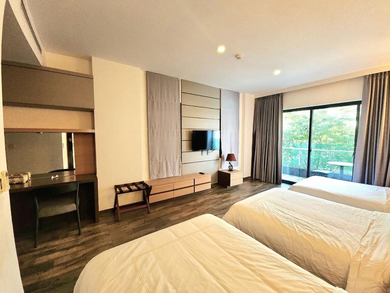 Chilchill Hotel Riverside プノンペン エクステリア 写真
