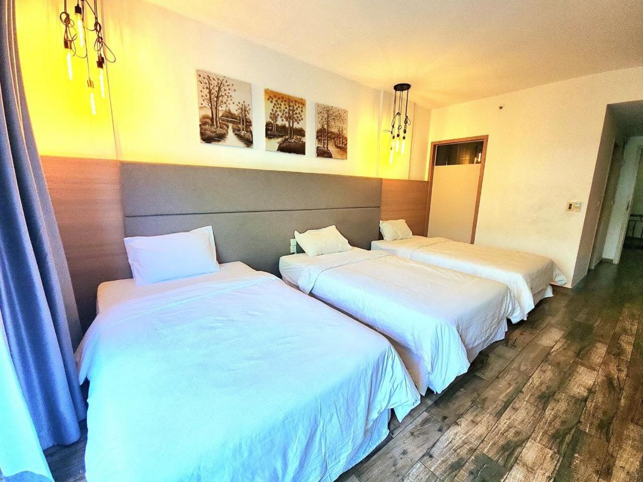 Chilchill Hotel Riverside プノンペン エクステリア 写真