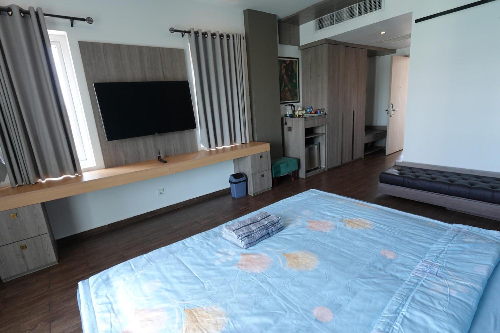 Chilchill Hotel Riverside プノンペン エクステリア 写真