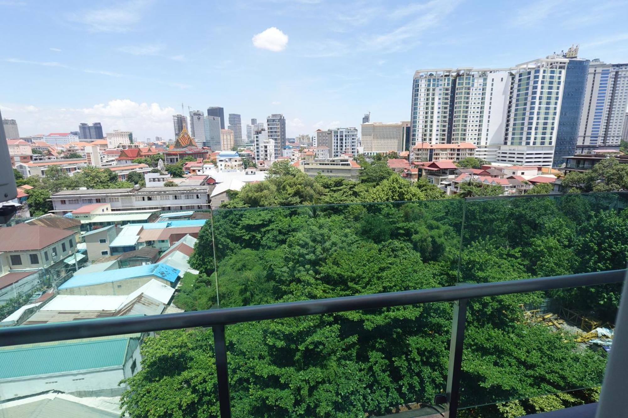 Chilchill Hotel Riverside プノンペン エクステリア 写真