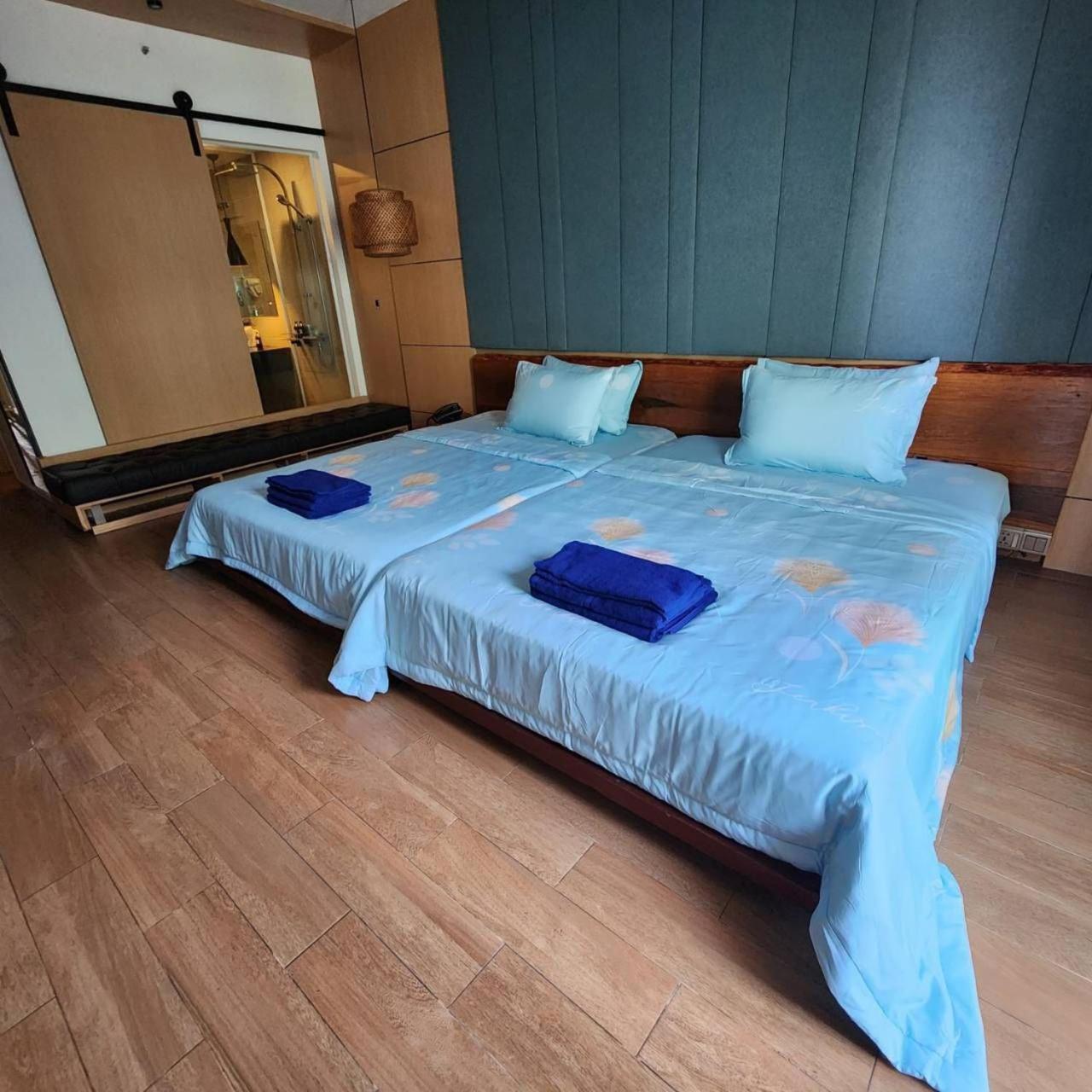 Chilchill Hotel Riverside プノンペン エクステリア 写真